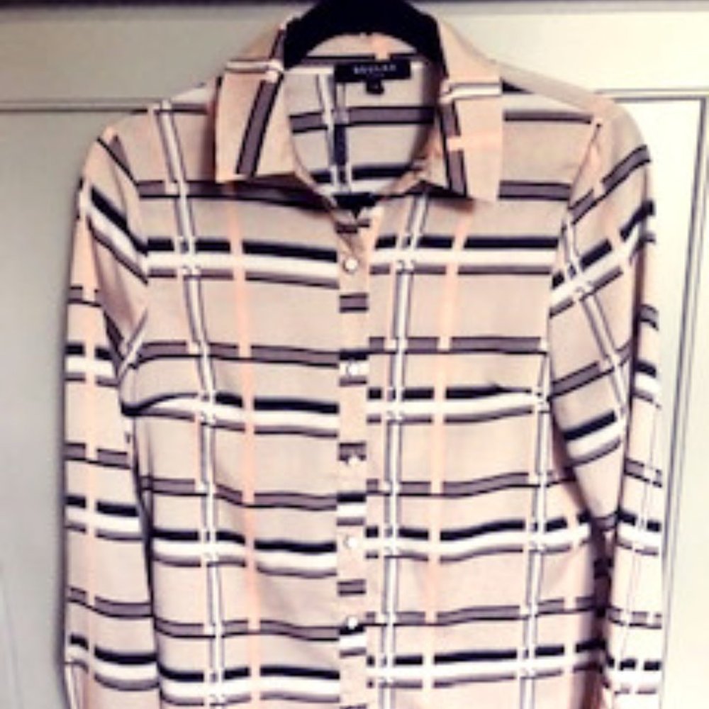 Beulah Style Multi Color Button Down Dress Shirt